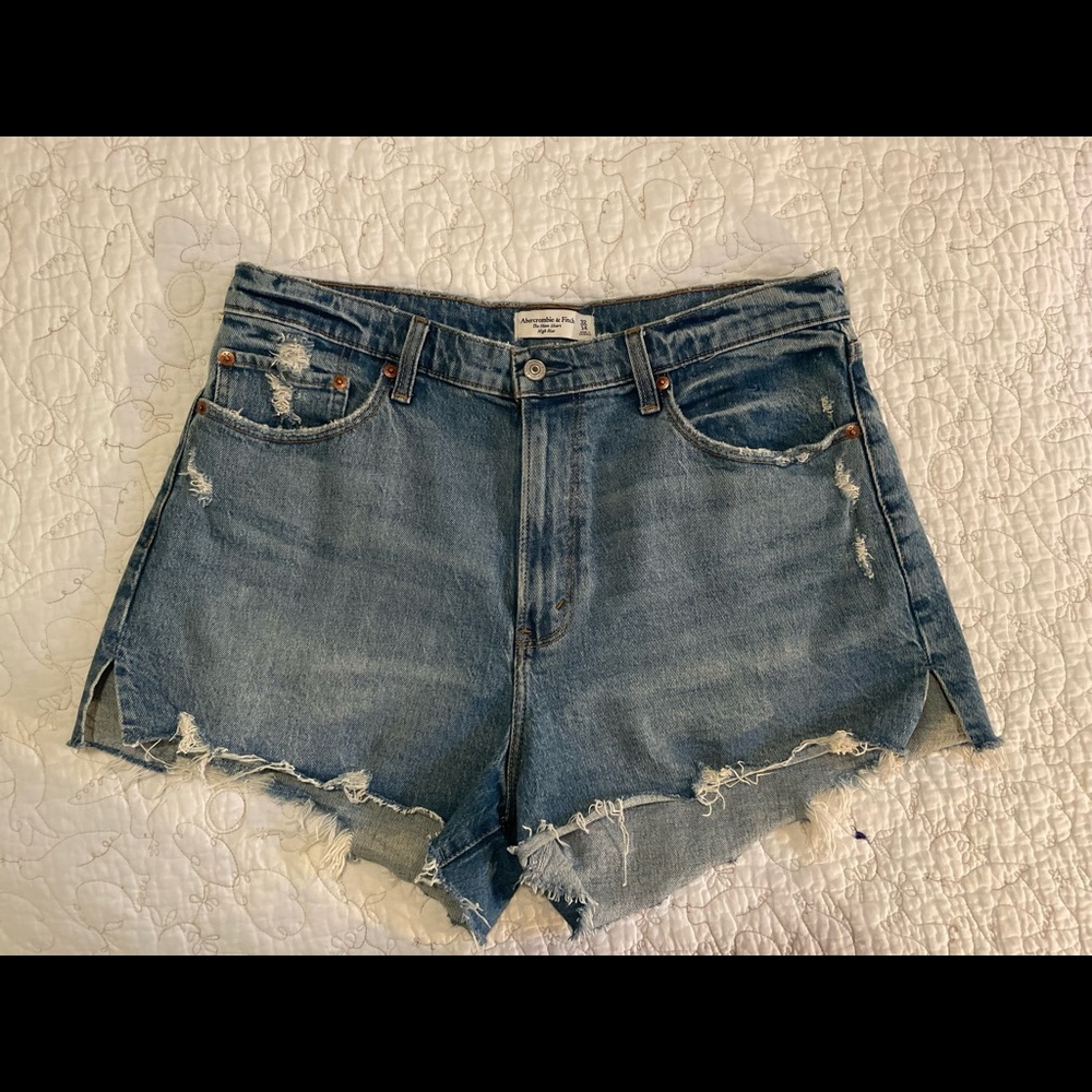 Abercrombie & Fitch, The Mom Short, High Rise 32/14